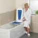 Pas cher Siège élévateur de bain Bathmaster Deltis - Options: Sans disque de transfert - 37,5 cm - Blanc et bleu